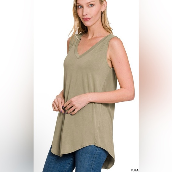 Zenana Outfitters Tops - NWT! Khaki Sleeveless Soft Stretchy Tank Top V-Neck Top